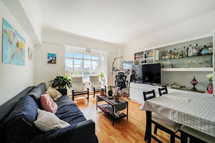 1 Bedroom Flat To Rent In Rossmore Court, Park Road, NW1