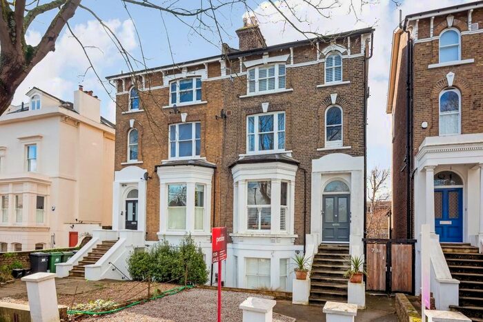 1 Bedroom Flat For Sale In Rosendale Road, Dulwich, SE21