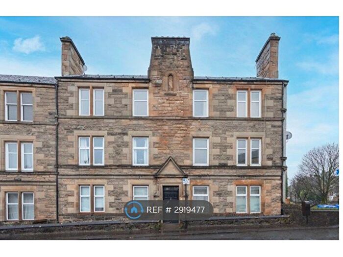 3 Bedroom Flat To Rent In Wallace St, Stirling, FK8
