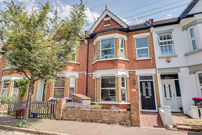 3 Bedroom Terraced House For Sale In Moseley Street, Southend-On-Sea, SS2