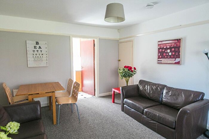 4 Bedroom House To Rent In Poole Crescent, Harborne, Birmingham, West Midlands, B17