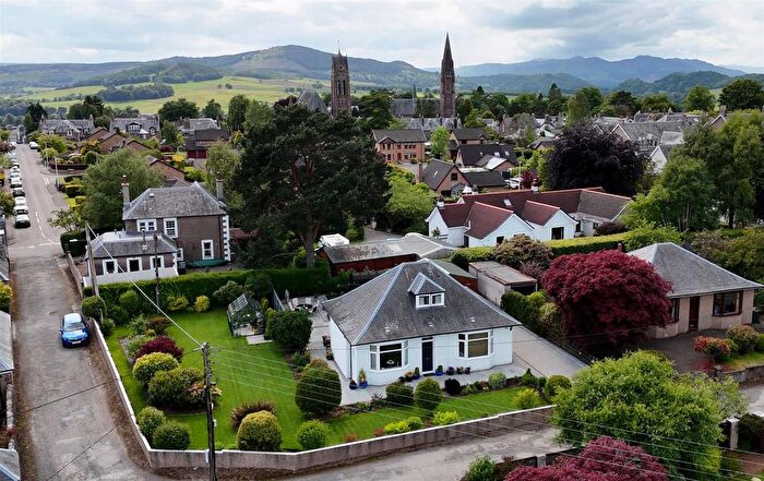 4 Bedroom Detached House For Sale In Murray Drive, Crieff, PH7