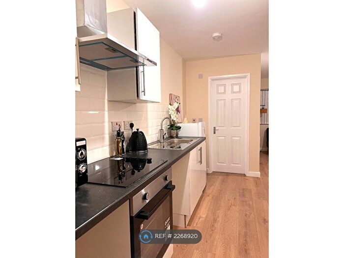 1 Bedroom Flat To Rent In Collingdon Street, Luton, LU1