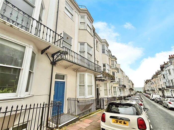 1 Bedroom Flat For Sale In Devonshire Place, Brighton, East Sussex, BN2