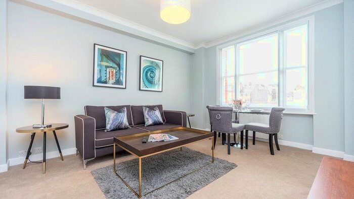 1 Bedroom Property To Rent In Hill Street, Mayfair, London, W1J