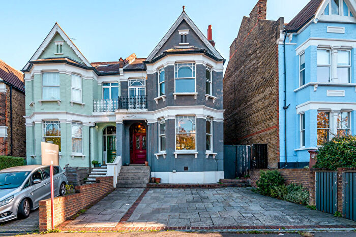 5 Bedroom Semi Detached House For Sale In Colney Hatch Lane, London, N10