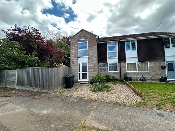 3 Bedroom Semi-Detached House For Sale In Hargrave Avenue, Needham Market, Ipswich, IP6