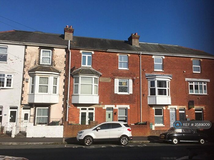 3 Bedroom Terraced House To Rent In Bellevue Road, Cowes, PO31