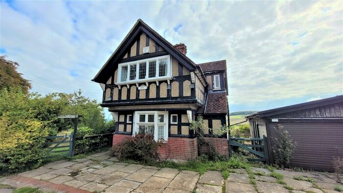 2 Bedroom Detached House For Sale In Ditcham, Petersfield, GU31
