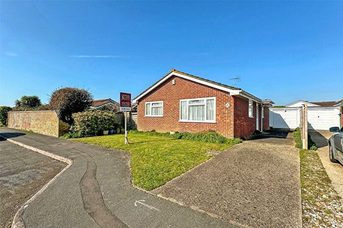 3 Bedroom Bungalow For Sale In Humber Close, Littlehampton, West Sussex, BN17