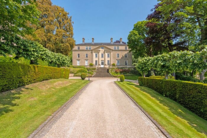 2 Bedroom Flat For Sale In Cavendish Road, Bath, BA1