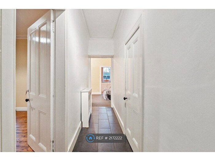 2 Bedroom Flat To Rent In Crieff, Crieff, PH7