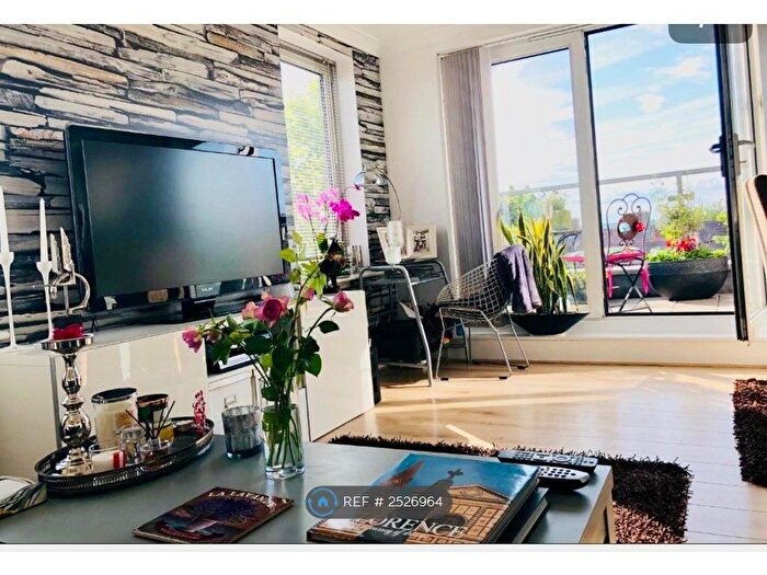 1 Bedroom Flat To Rent In Cleeve Way, Sutton, SM1