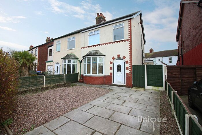 3 Bedroom Semi Detached House For Sale In North Drive, Thornton-Cleveleys, FY5