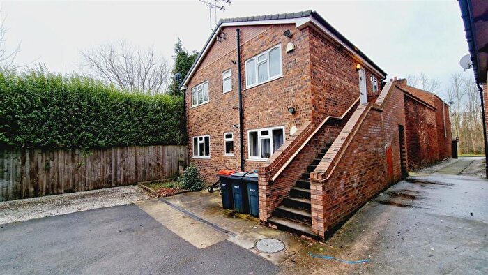 2 Bedroom Flat To Rent In Bakers Lane, Winsford, CW7