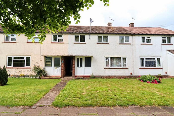3 Bedroom Terraced House For Sale In Whaddon Way, Bletchley, Milton Keynes, MK3