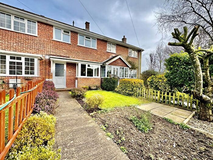 3 Bedroom Terraced House For Sale In Ash Close, Shaftesbury, SP7