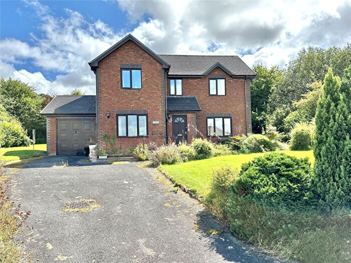 3 Bedroom Detached House For Sale In Rhosymaen Uchaf, Llanidloes, Powys, SY18