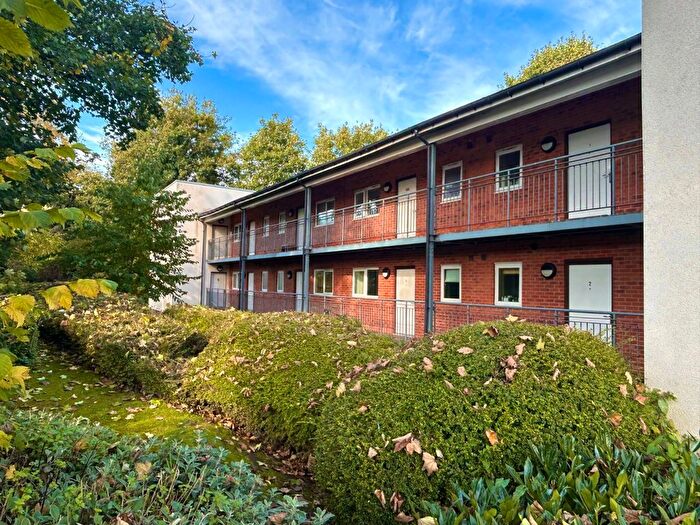 2 Bedroom Flat To Rent In The Courtyard, Stanningley Road, Armley, Leeds, LS12