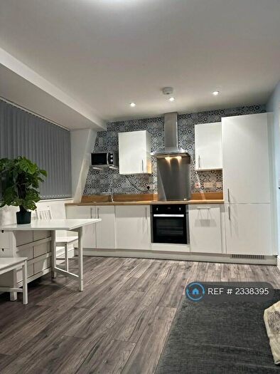 2 Bedroom Flat To Rent In Queens House, Sheffield, S1