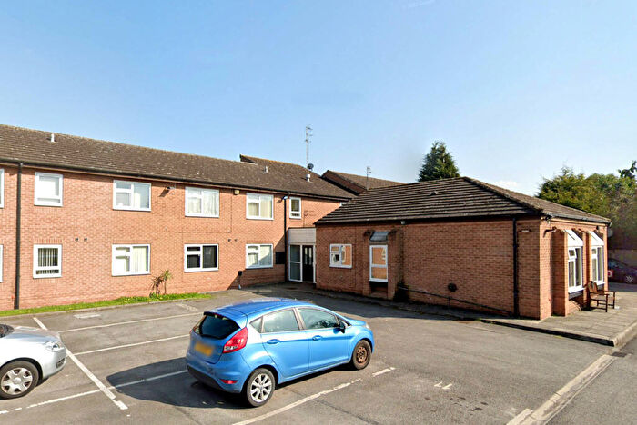 1 Bedroom Flat To Rent In St. Lukes Court, HU10