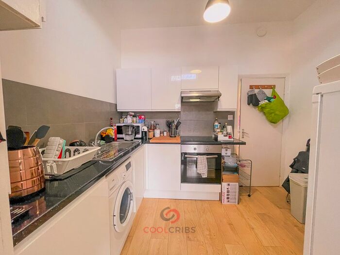 2 Bedroom Flat To Rent In Caledonian Road, London, N1