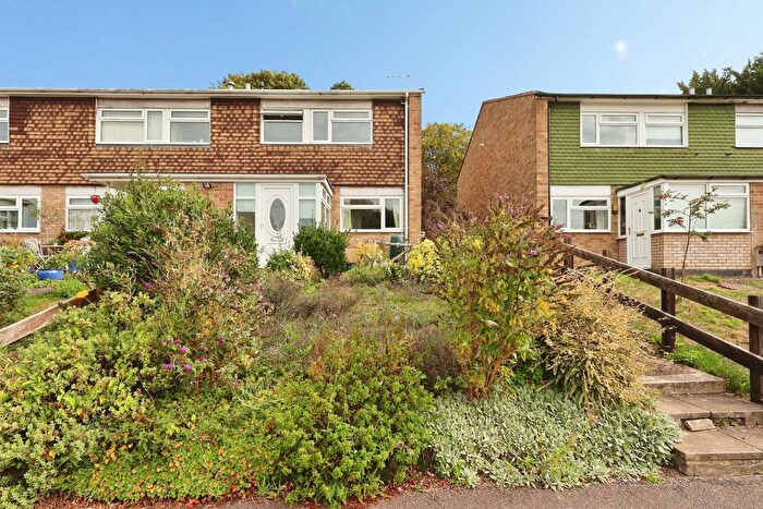 3 Bedroom End Of Terrace House For Sale In Broadwater Dale, Letchworth, SG6