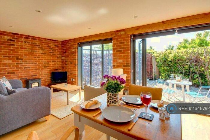 1 Bedroom Detached House To Rent In Riverside, Hasketon, IP13