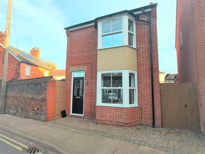 2 Bedroom Property To Rent In Horringer Road, Bury St. Edmunds, IP33