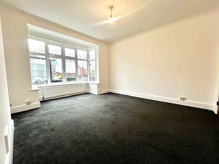 1 Bedroom Flat To Rent In Richmond Avenue Richmond Avenue Bognor Regis West Sussex, PO21
