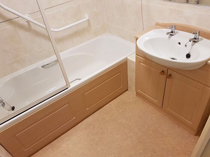 1 Bedroom Property To Rent In Fairweather Court, Darlington, DL3