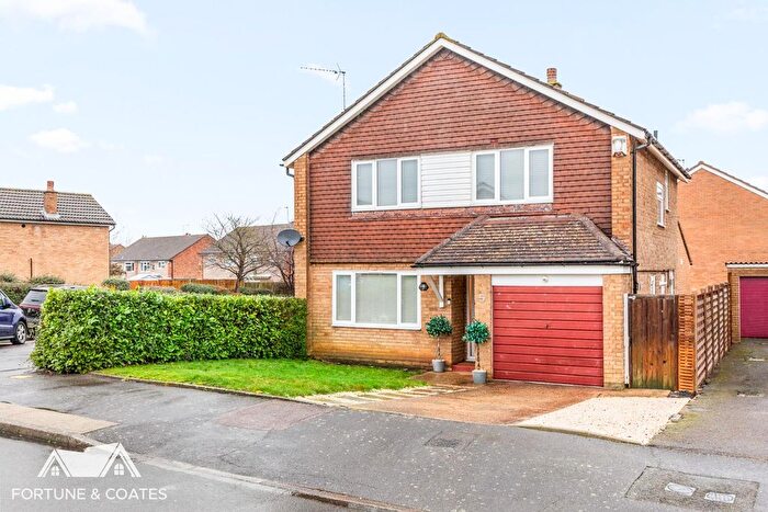 3 Bedroom Detached House For Sale In Deer Park, Harlow, CM19