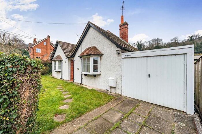 3 Bedroom Detached Bungalow For Sale In Streatley, Berkshire, RG8