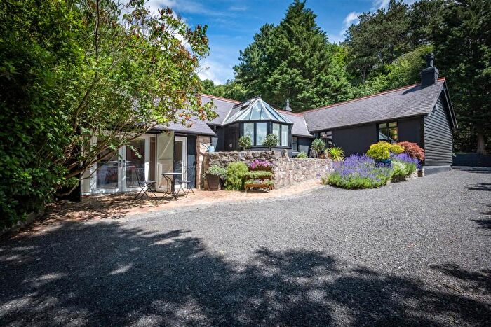 4 Bedroom Cottage For Sale In Denbigh Road, Afonwen, Mold, CH7