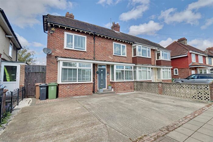 3 Bedroom Semi-Detached House For Sale In Tudor Crescent, Cosham, PO6