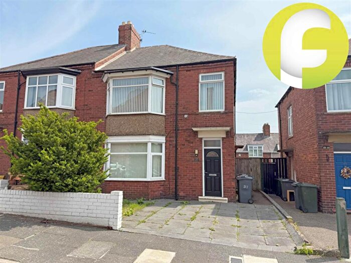 2 Bedroom Flat To Rent In Rothbury Terrace, North Shields, NE29