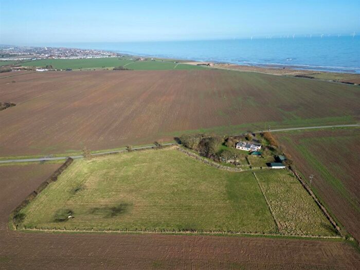 3 Bedroom Detached Bungalow For Sale In North Leys Road, Hollym, HU19