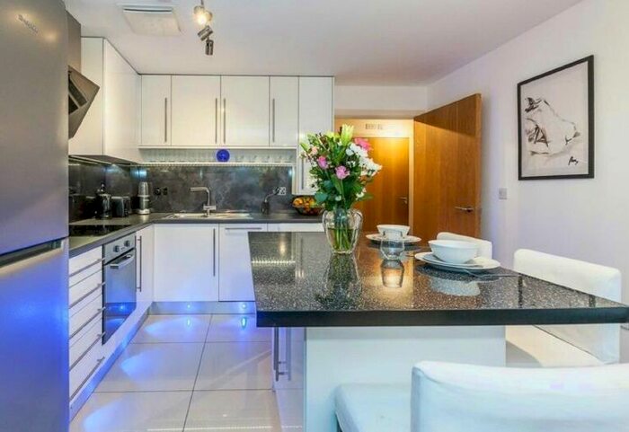 2 Bedroom Flat To Rent In Oliver Road, London, E10