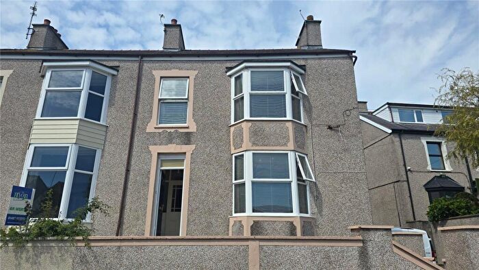 4 Bedroom End Of Terrace House For Sale In High Terrace, Holyhead, Isle Of Anglesey, LL65