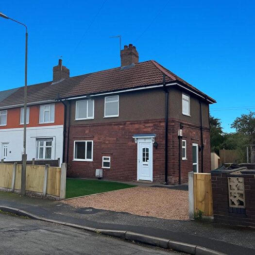 3 Bedroom Semi-Detached House To Rent In Cavendish Street, Langwith, Mansfield, NG20