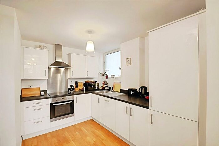 2 Bedroom Flat To Rent In Pyrene House, Clayponds Lane, Brentford, TW8