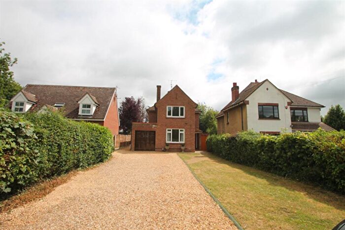 4 Bedroom Detached House To Rent In Kimbolton Road, Bedford, MK41