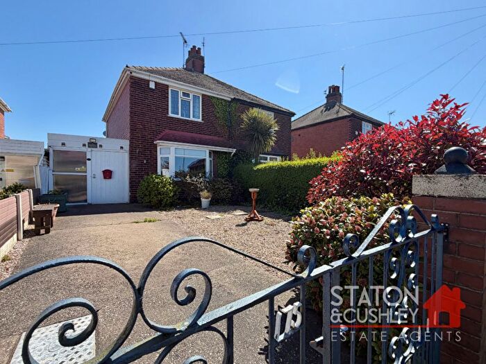 2 Bedroom Semi-Detached House For Sale In Big Barn Lane, Mansfield, NG18