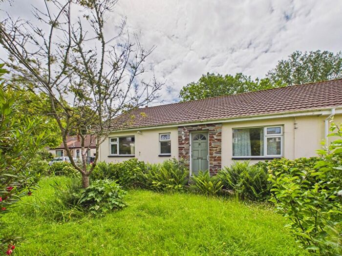 2 Bedroom Semi-Detached Bungalow For Sale In Treworden Close, Stratton, EX23