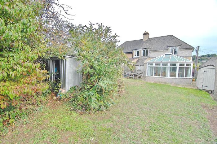 3 Bedroom Semi Detached House For Sale In Cutler Road, Stroud, Gloucestershire, GL5