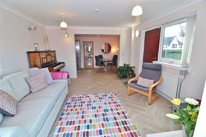 4 Bedroom Detached House For Sale In Carfin Road, Newarthill, North Lanarkshire, ML1