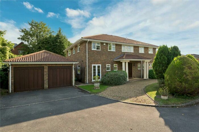 5 Bedroom Detached House To Rent In Pewley Point Road, Guildford, Surrey, GU1