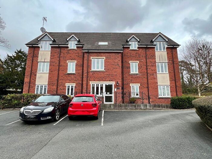 2 Bedroom Apartment For Sale In Birchfield Road, Redditch, B97
