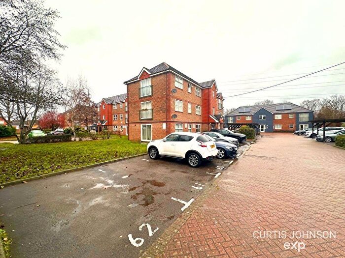 2 Bedroom Flat For Sale In Dudley Close, Chafford Hundred, Grays, RM16