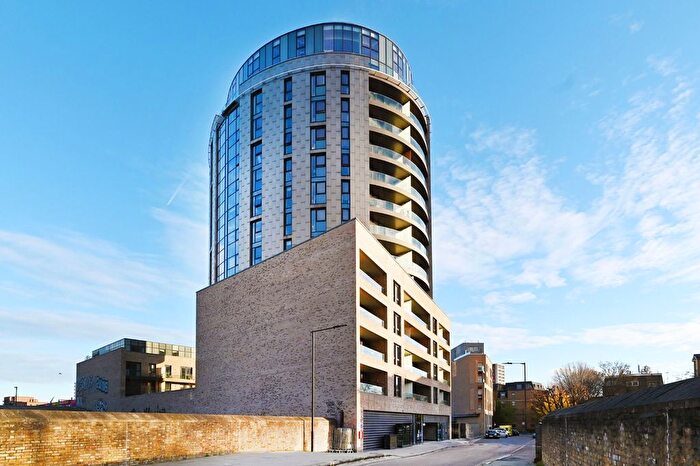 3 Bedroom Flat For Sale In Fiftyseven East, - Kingsland High Street, Dalston, London, E8